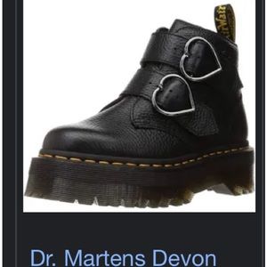 Dr.Martens Devon Heart boots
